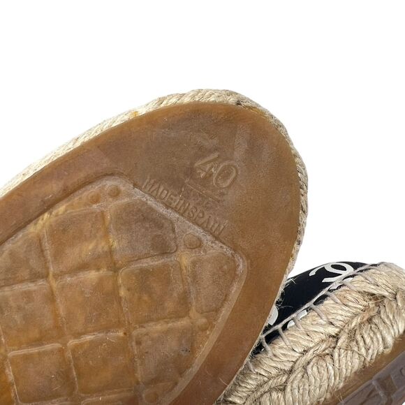 Chanel CC Logo Leather Espadrilles Navy White Monogram Flats Designer Size 40 - Picture 12 of 12